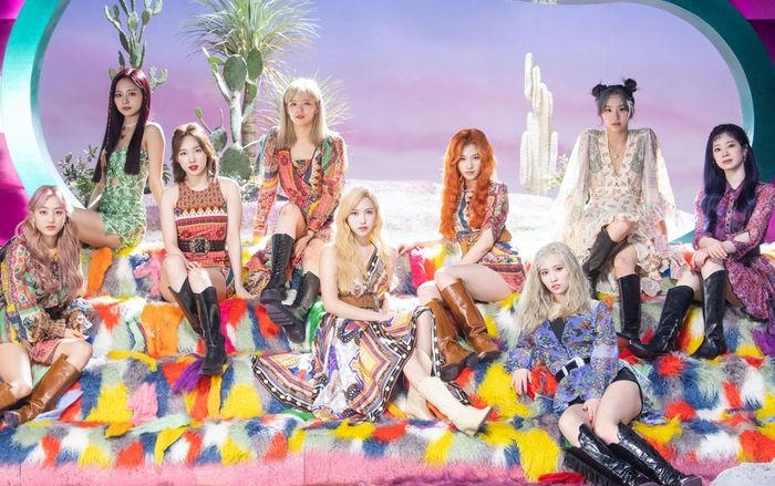 Đạo diễn MV More & More của TWICE thừa nhận lấy ý tưởng của nghệ sĩ nước ngoài nhưng khẳng định không đạo nhái vì…