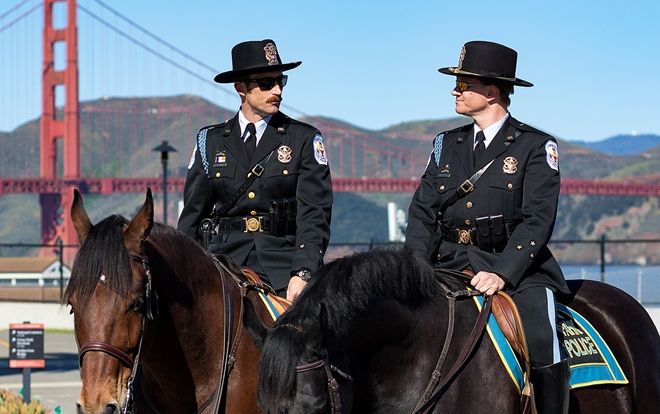 Cảnh sát kỵ binh có lợi thế gì và quá trình đào tạo khó như thế nào?