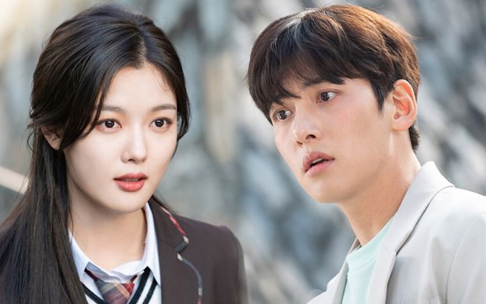 'Backstreet Rookie': Anh chủ Ji Chang Wook 'tái mặt' trước nữ sinh Kim Yoo Jung - cuộc gặp gỡ định mệnh!