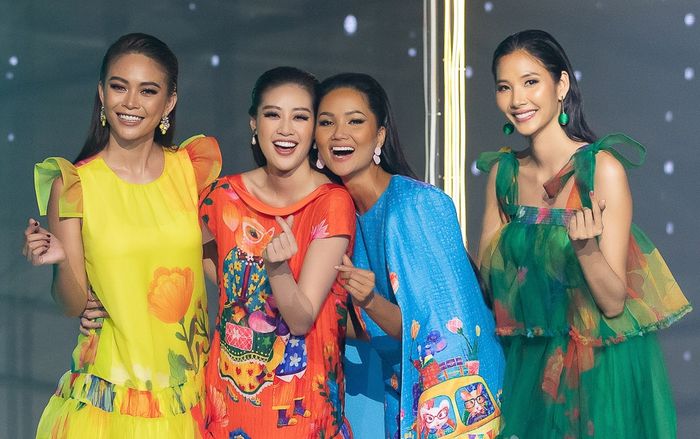 H'Hen Niê tái ngộ Hoàng Thùy - Mâu Thủy, Khánh Vân 'bung trình catwalk' sau nửa năm đăng quang