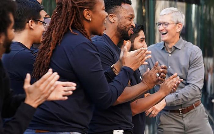 Apple lần đầu mở cửa Apple Store trở lại tại điểm nóng COVID-19 của Mỹ