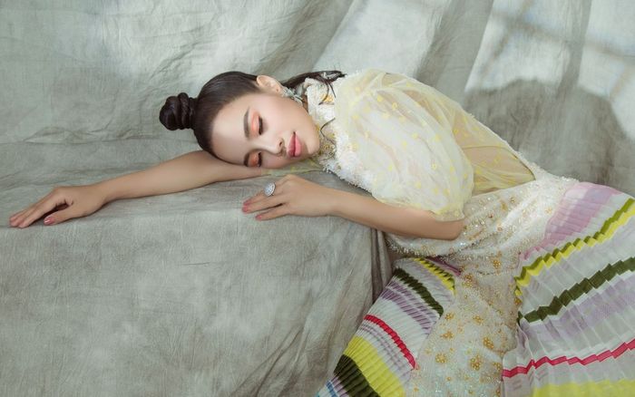 Quán quân 'Sao Mai Điểm Hẹn' tung album đầu tay 'Mời Anh Về Tây Bắc'