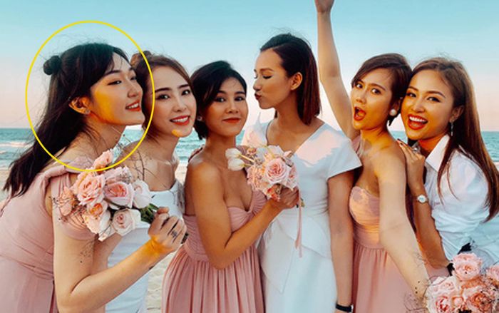 Dân tình 'truy tìm' danh tính phù dâu xinh đẹp trong đám cưới Phanh Lee: Tưởng lạ nhưng hóa ra là hotgirl nổi tiếng một thời