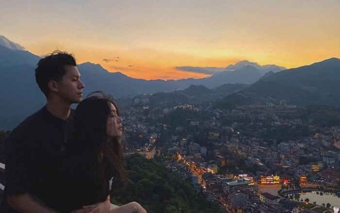 Thiếu gia Tuấn Hải lần đầu công khai hình ảnh bạn gái, nhìn qua góc nghiêng đã biết nhan sắc chẳng phải dạng vừa