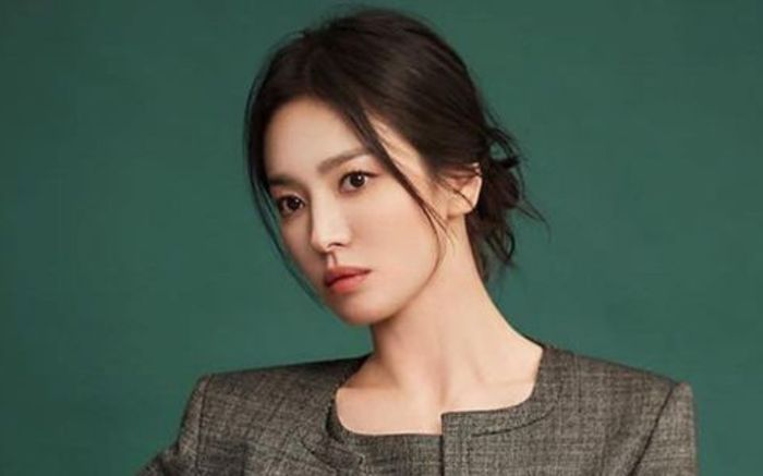 Song Hye Kyo cùng người tình khuynh đảo châu Á, 'trai tài gái sắc' chính là đây