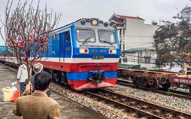 Hơn 200.000 vé tàu Tết Giáp Thìn 2024 chính thức mở bán phục vụ người dân
