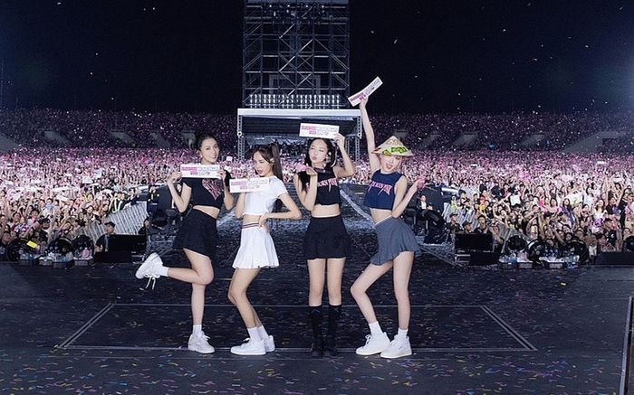 Công bố doanh thu concert BLACKPINK tại Hà Nội: Lên đến hàng trăm tỷ đồng