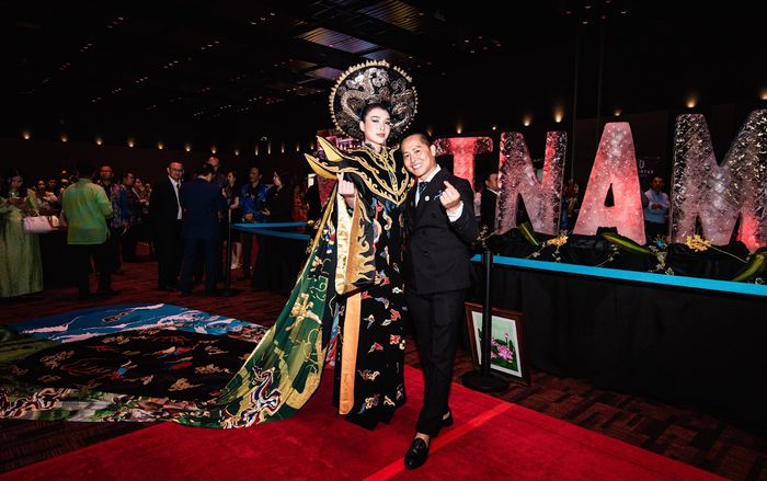 Á hậu Hoàng Thùy Anh 'Tôi tự hào được trình diễn áo dài Việt Nam tại nước bạn'