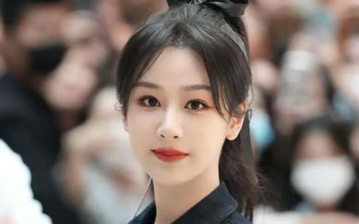 Dương Tử chấp nhận 'mất nhiều hơn được' khi yêu đương trai trẻ