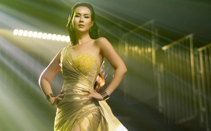 Sang nước ngoài lưu diễn, Võ Hạ Trâm nhắc đến việc làm 'bể loa'?