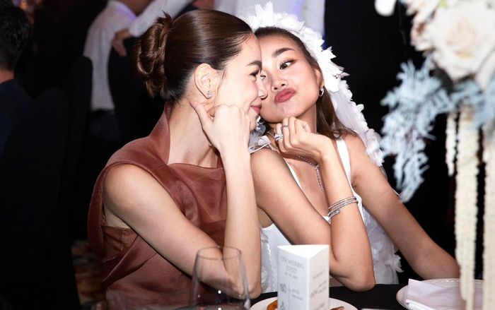 Là đôi bạn thân, nhưng Hồ Ngọc Hà lại không hoàn thành lời hứa với Thanh Hằng?