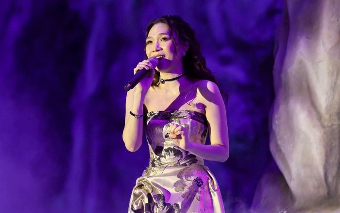 Mỹ Tâm bị quay cận gương mặt lúc biểu diễn, nhan sắc qua camera thường ra sao?