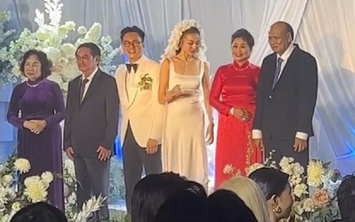 Mẹ chồng siêu mẫu Thanh Hằng có thân thế ra sao?