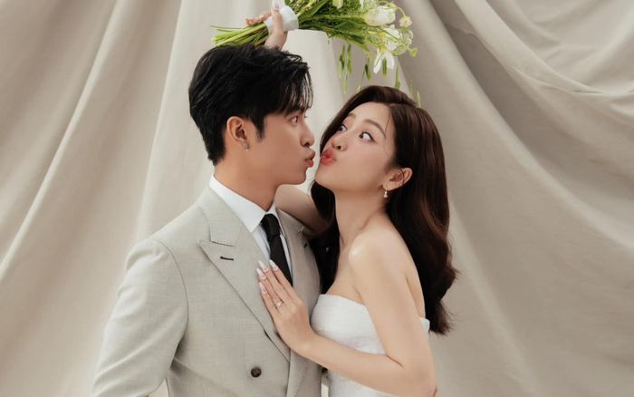 Hôn lễ Puka - Gin Tuấn Kiệt: Công bố ảnh cưới, 'chốt' luôn ngày trọng đại!