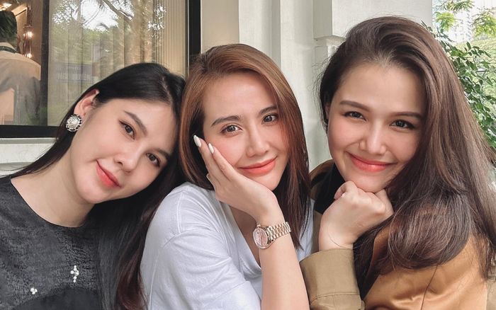 Điểm chung bất ngờ của Phanh Lee và một nữ MC VTV: Cùng cưới, cùng sinh con trong một năm