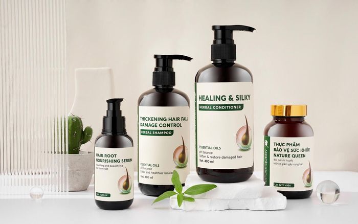 Bộ sản phẩm hỗ trợ điều trị rụng tóc & hói đầu Nature Queen phiên bản đặc biệt có thực sự hiệu quả?