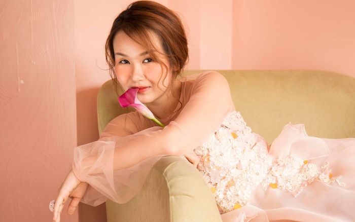 Người quen thông báo Võ Hạ Trâm có 'tin vui', dân mạng rần rần chúc mừng