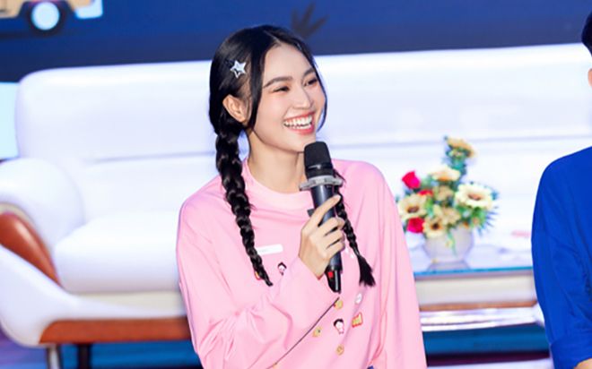 Ninh Dương Lan Ngọc khoe nhan sắc rạng ngời, tiết lộ từng khóc một mình vì lý do này?