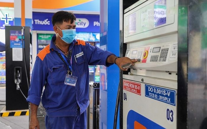 Hôm nay (13/11), dự báo giá xăng dầu trong nước sẽ giảm