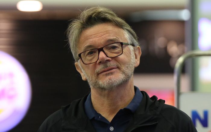 HLV Troussier nói hay thì không được thua Philippines