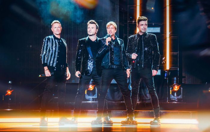 Hé lộ sân khấu của Westlife tại Việt Nam, có gì khác biệt so với thế giới?