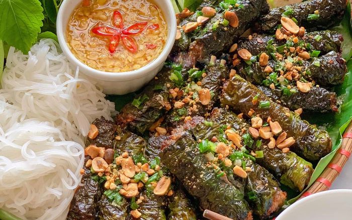 Bò nướng lá lốt của Việt Nam vang danh nước Úc, được khen ngợi 'ngon nhất hành tinh'