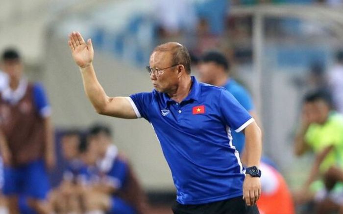 'HLV Park Hang Seo không sợ bị phản ứng để dẫn dắt tuyển Thái Lan'