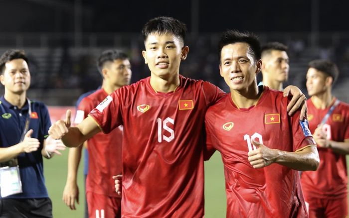 Việt Nam đấu Iraq: HLV Troussier loại, Văn Quyết?