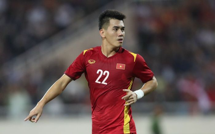 Tuyển Việt Nam thua Iraq đầy tiếc nuối