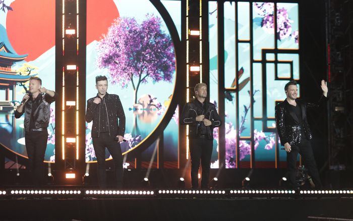 Concert Westlife tại Việt Nam: Điểm sáng từ boyband huyền thoại và loạt vấn đề về khâu tổ chức