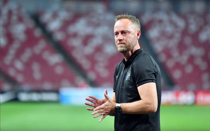 HLV Polking bật khóc, sắp nhường chỗ cho HLV Park Hang Seo dẫn dắt Thái Lan?