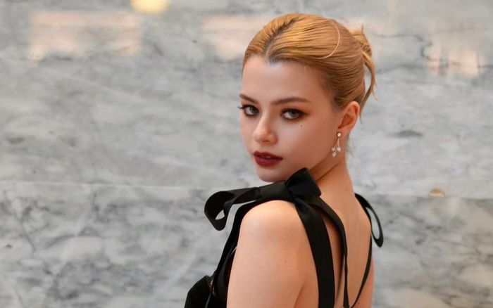 Sao nữ GenZ Thái Lan gửi lời cảm ơn đến fan Việt vì hành động này