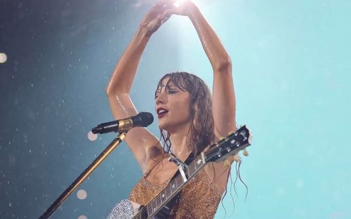 Thông tin mới nhất về vụ việc fan nữ qua đời khi tham dự concert của Taylor Swift