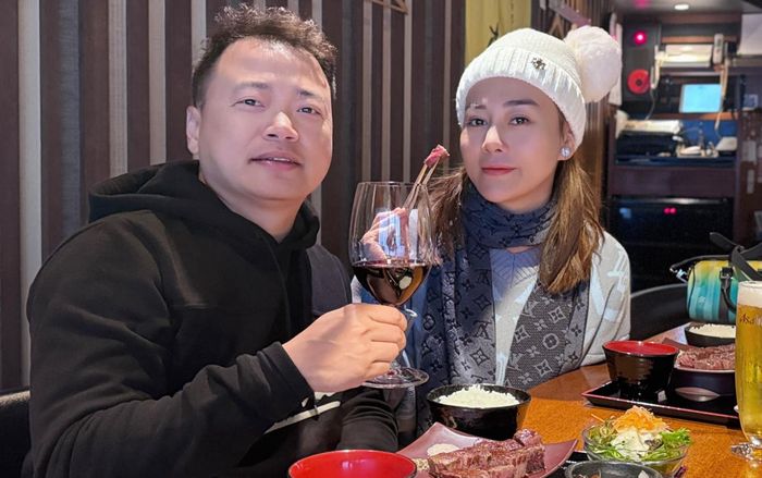 Phương Oanh lần đầu lộ diện cùng Shark Bình khi mang song thai, 1 chi tiết chuẩn 'vợ chồng son'!