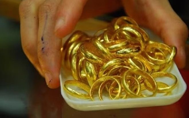 Xô đổ kỷ lục của kỷ lục: Lần đầu tiên trong lịch sử vàng nhẫn 9999 tăng sốc chưa từng thấy