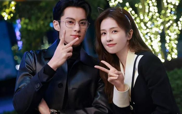 Bạch Lộc và Vương Hạc Đệ gây tranh cãi vì lấy cảnh nhạy cảm để 'câu' khán giả