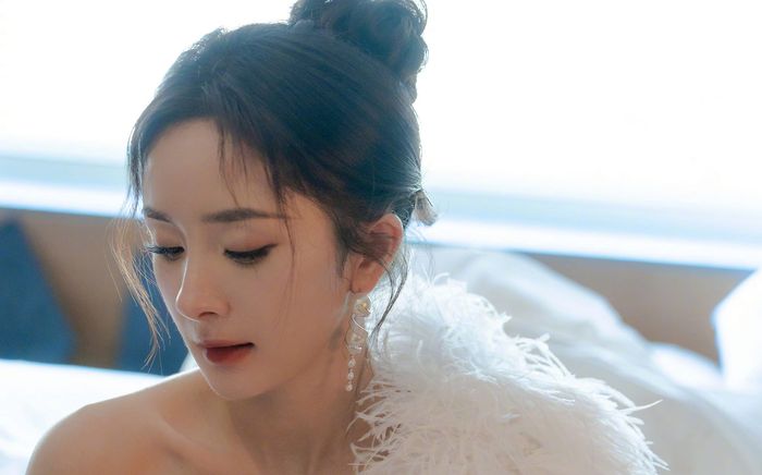 Dương Mịch chứng tỏ độ hot bền bỉ không ai làm lại nhờ 1 chi tiết