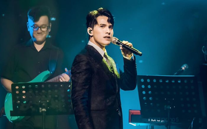 Hàng trăm khán giả phản ứng mạnh khi nghe Quốc Thiên hát bản nhạc nổi tiếng của Mỹ Tâm