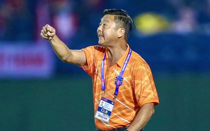 HLV Lê Huỳnh Đức lần đầu khen Tiến Linh và nghệ thuật dùng người dị biệt