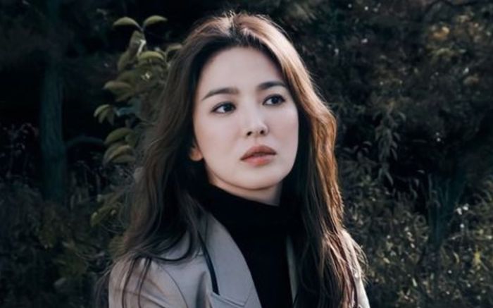 Song Hye Kyo công khai ở bên một người đặc biệt, danh tính 'người ấy' mới thực sự gây sốc