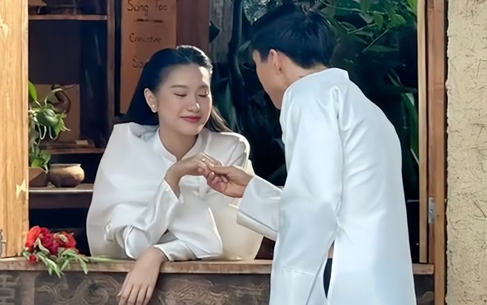 Đoàn Văn Hậu và Doãn Hải My ấn định ngày cưới