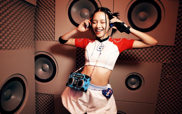 Hé lộ ê-kíp 'khủng' đứng sau dự án debut của tân binh Giana