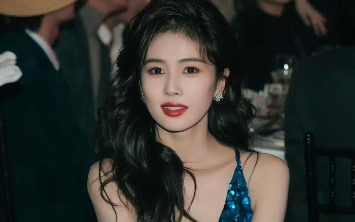 Không phải Trương Lăng Hách, Bạch Lộc đã cướp nụ hôn đầu của nam diễn viên này