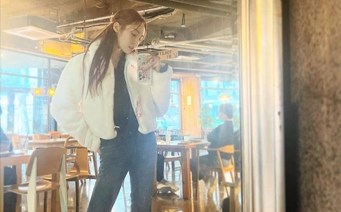 Nữ ca sĩ lên mạng cầu cứu vì chồng sắp cưới uống thuốc tự tử, tình trạng nguy kịch