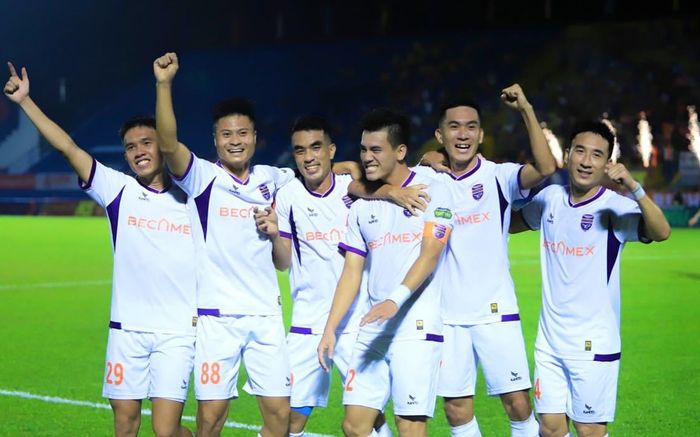 Tiến Linh giúp Bình Dương hạ Nam Định: Ngả mũ trước HLV Lê Huỳnh Đức!