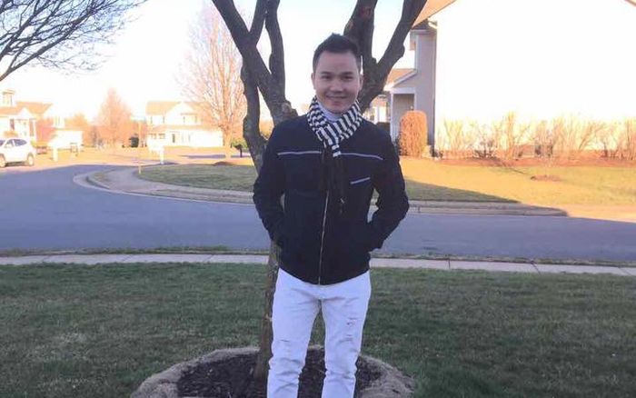 Ca sĩ Tuấn Khang qua đời do té lầu, vợ chưa kịp nhìn mặt chồng lần cuối