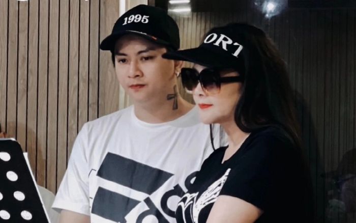 Lần đầu xuất hiện trong show của Như Quỳnh, Hoài Lâm lo lắng: 'Không biết có bị la hay không'