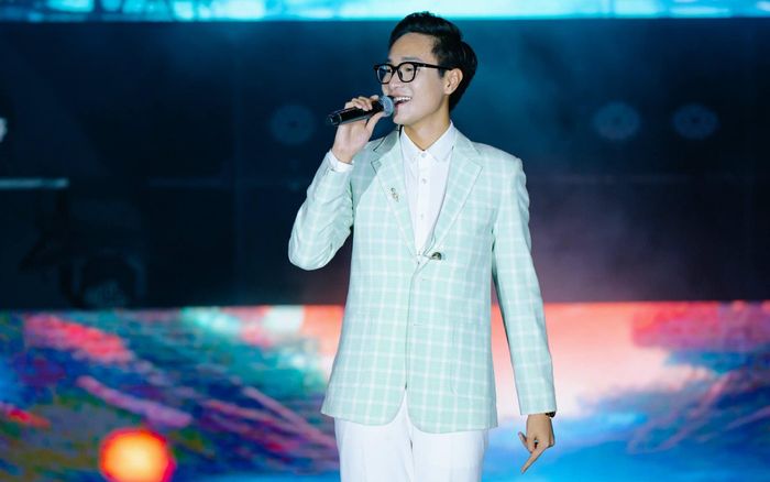 Hà An Huy mang ca khúc gây sốt tại Vietnam Idol lên sân khấu lớn: Giọng hát lên trình thấy rõ!