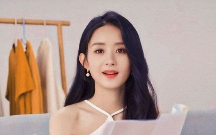 Triệu Lệ Dĩnh lại có hành động gây sốt, ở ẩn nhưng vẫn được netizen ca tụng không ngớt