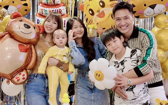 Mạnh Trường có câu trả lời chú ý về chuyện sinh con thứ 4?